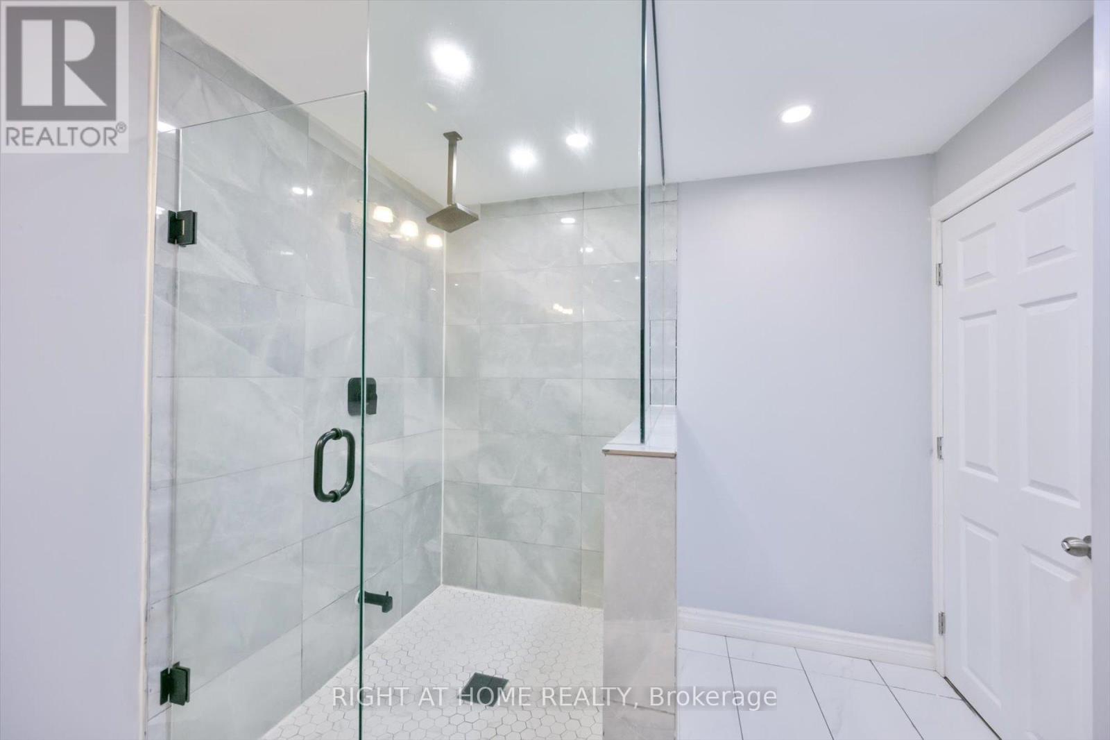 57 Hopkinson Crescent Property Photo 44