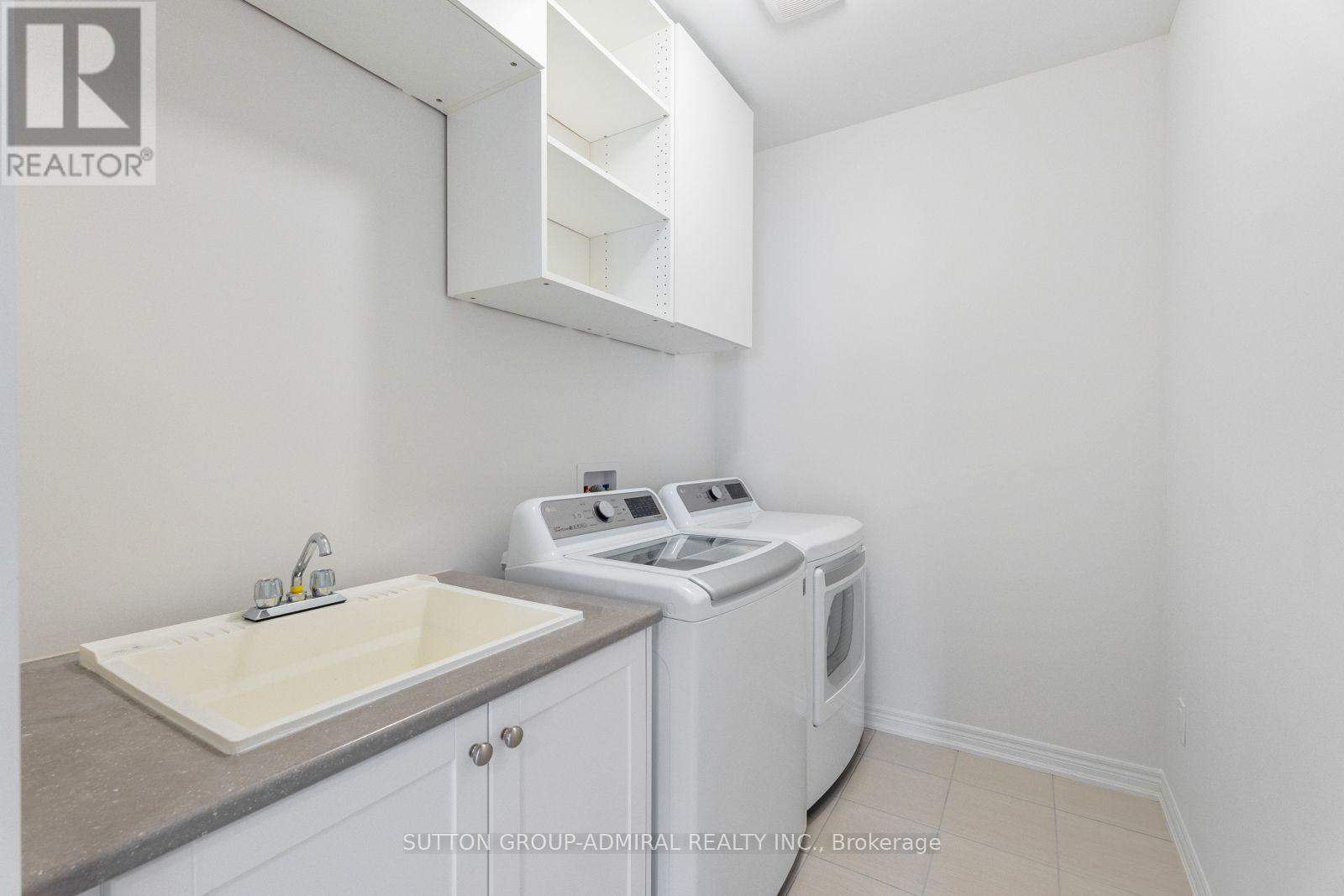 7 Priory Drive Property Photo 38