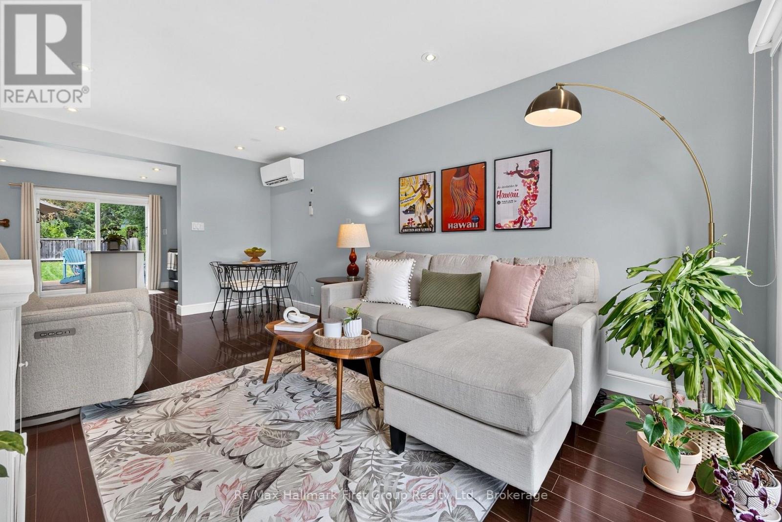 10 Lincoln Street Property Photo 8