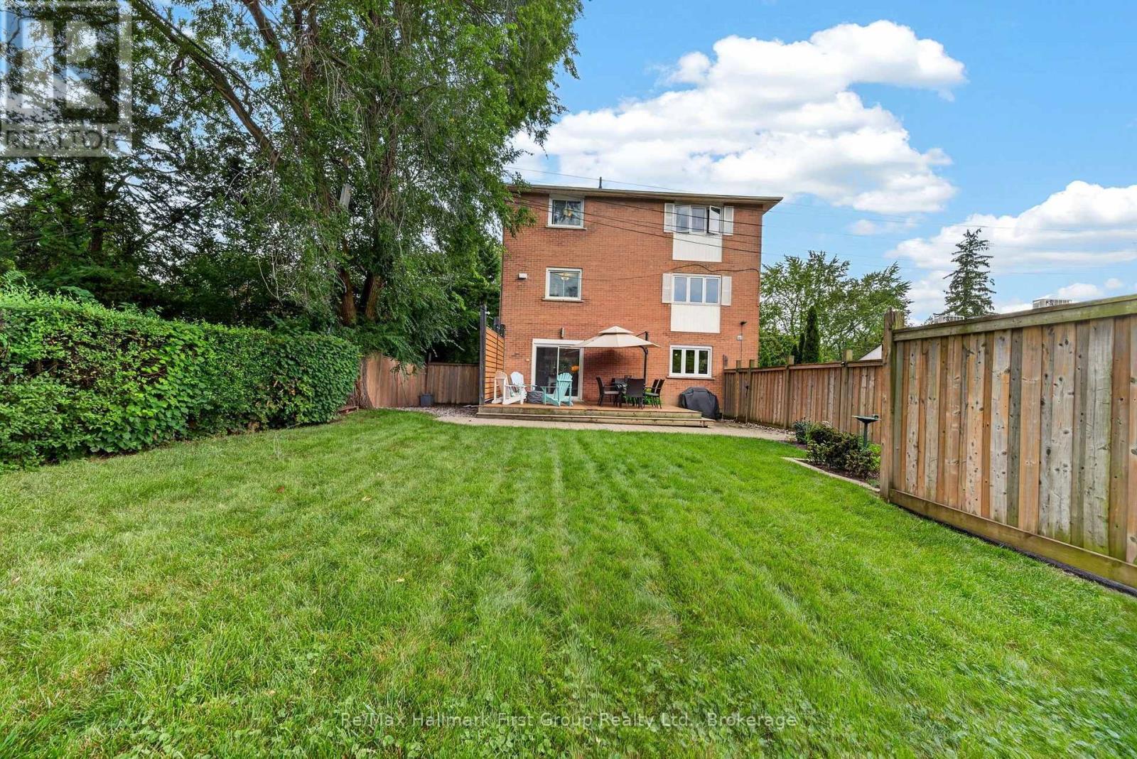 10 Lincoln Street Property Photo 17