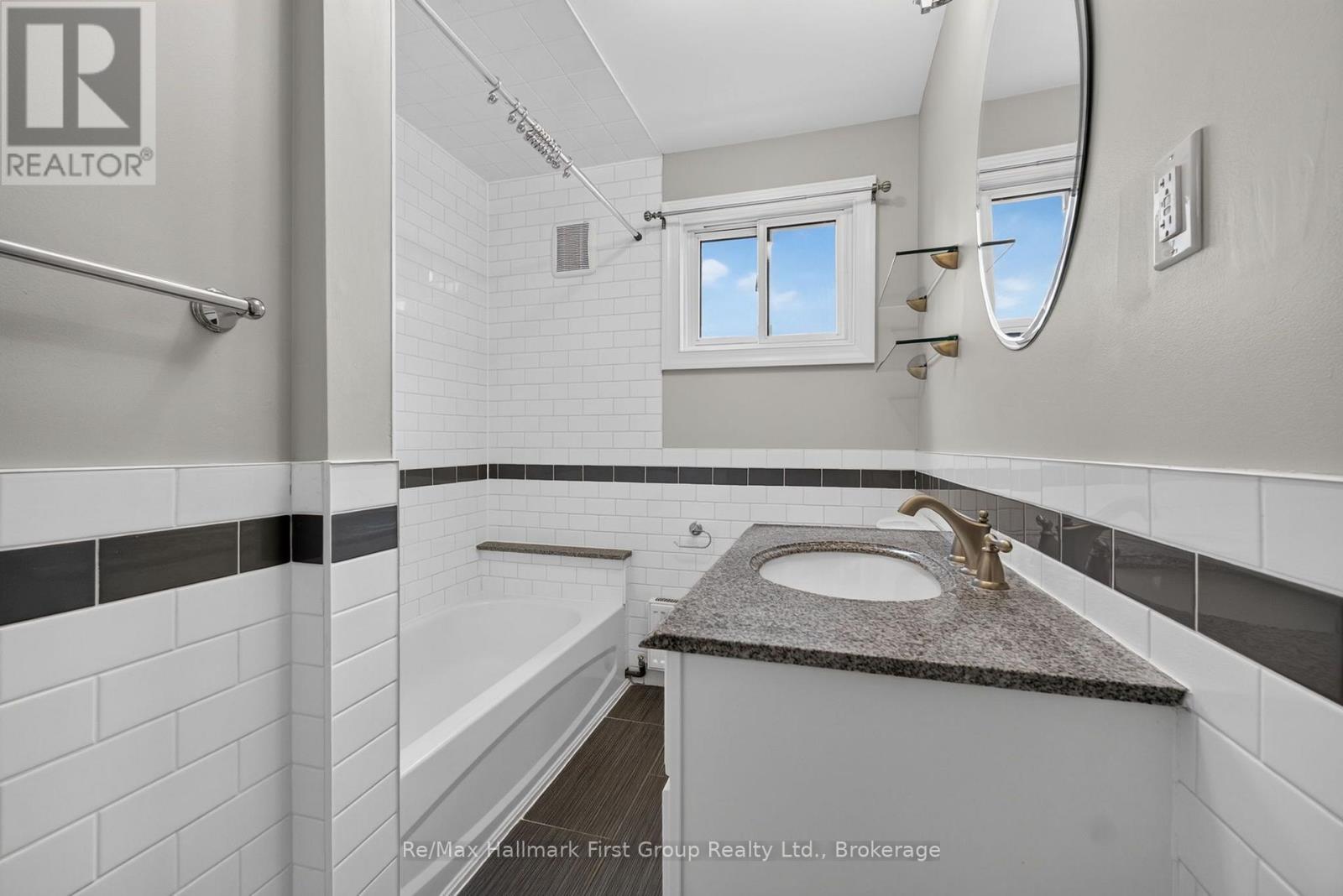 10 Lincoln Street Property Photo 23