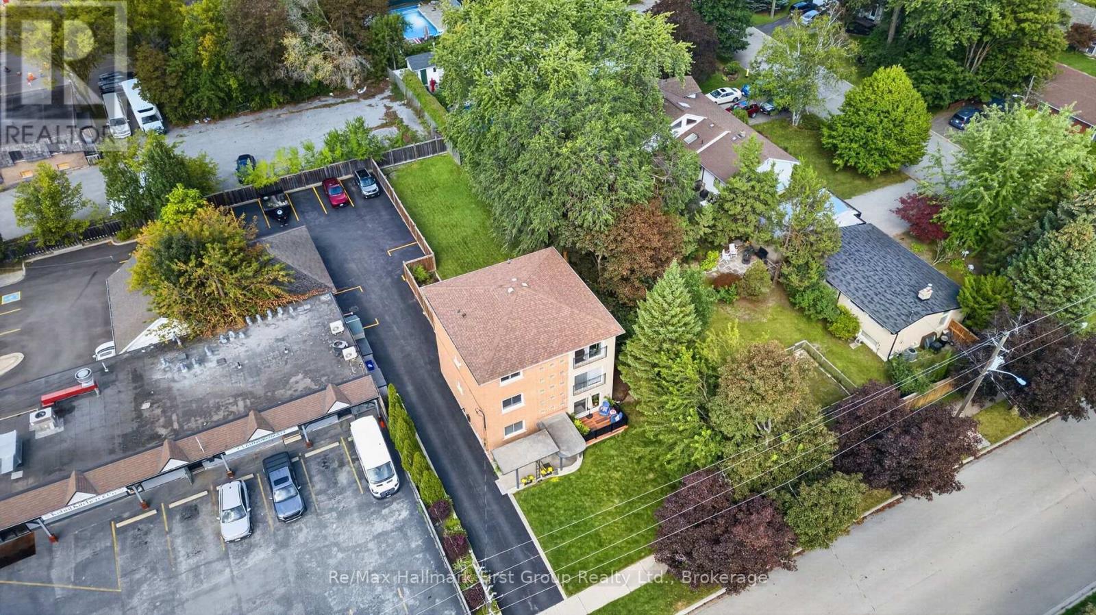 10 Lincoln Street Property Photo 33