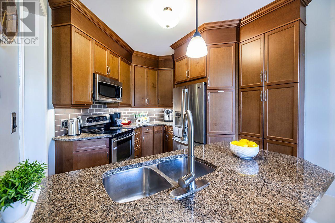 409 Harris Street Property Photo 20