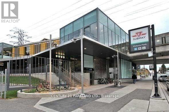 #215 - 5 Massey Square Photo de la propriété 1