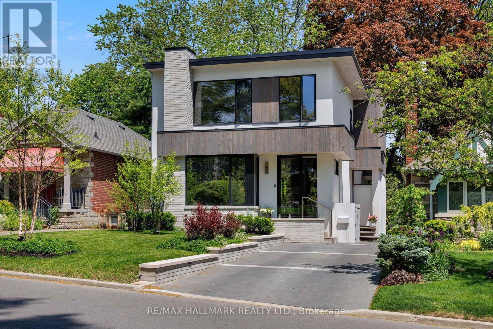 41 Fallingbrook Road Property Photo 1