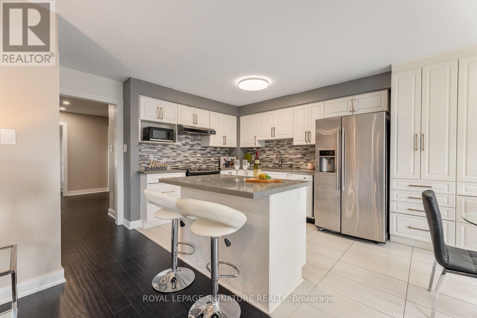 2053 Blue Ridge Crescent Property Photo 11