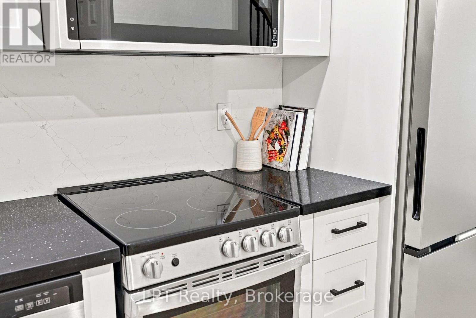 112 Olive Avenue Property Photo 12