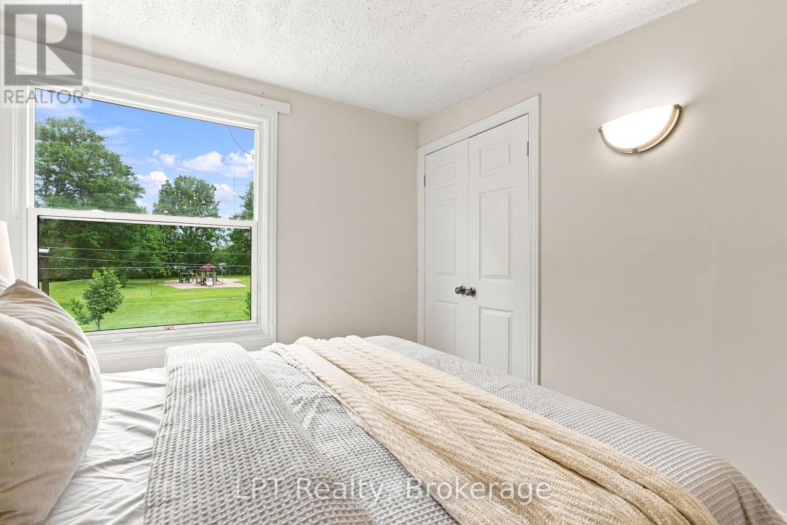 112 Olive Avenue Property Photo 27