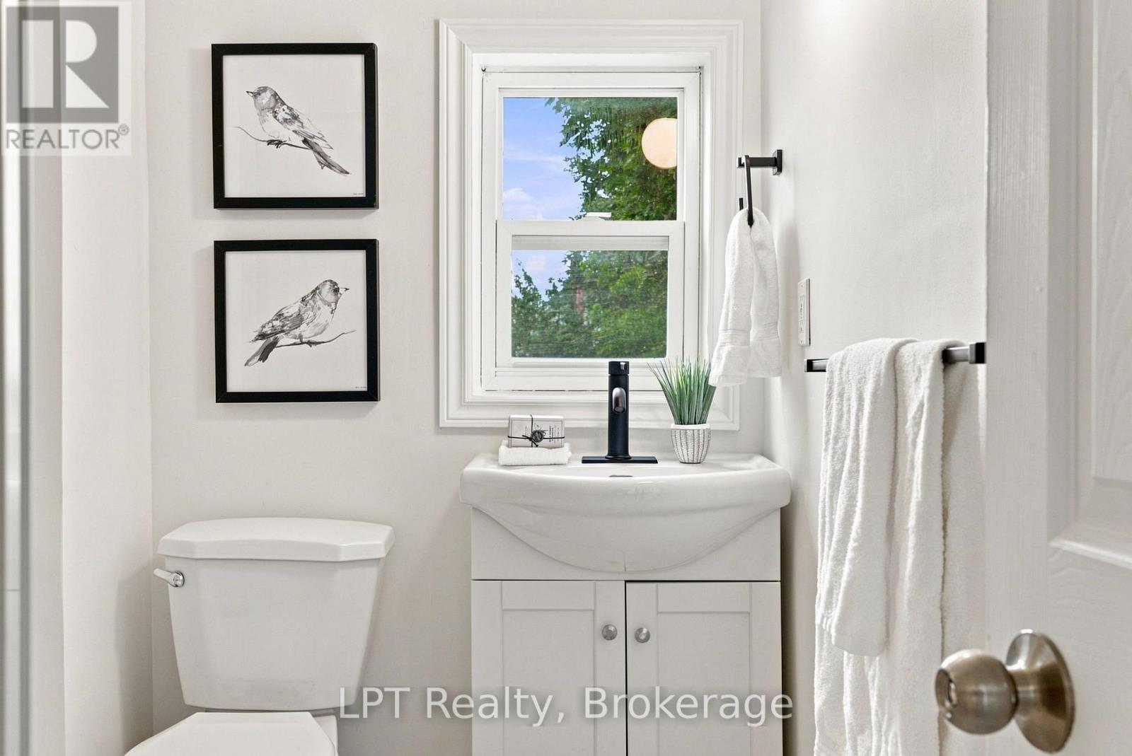 112 Olive Avenue Property Photo 32