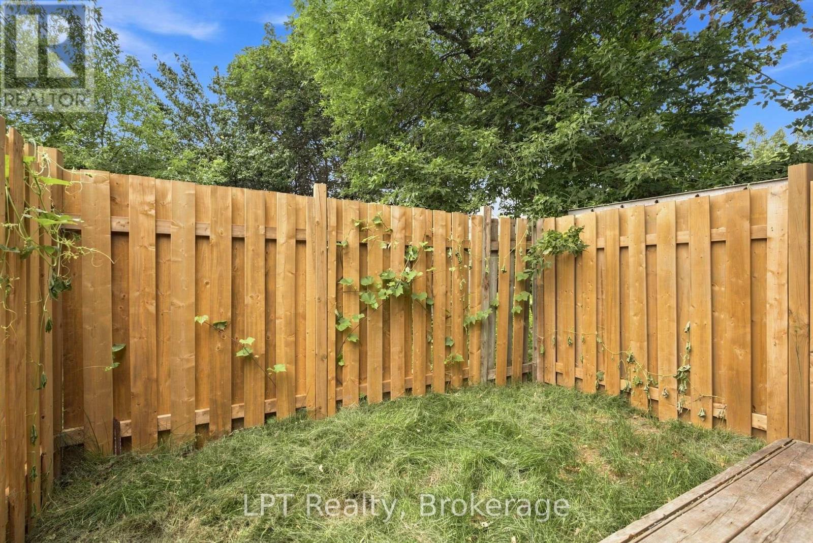 112 Olive Avenue Property Photo 38