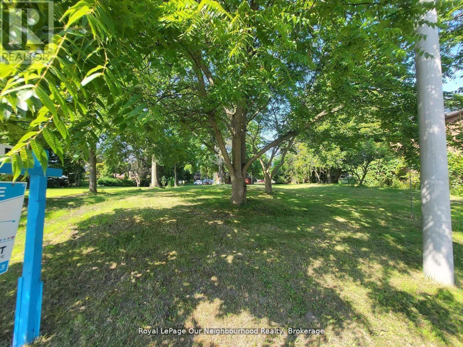 54 Redfern Crescent Property Photo 5