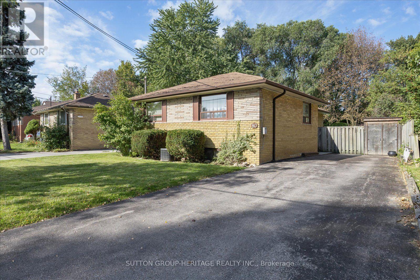 80 Applefield Drive Property Photo 1