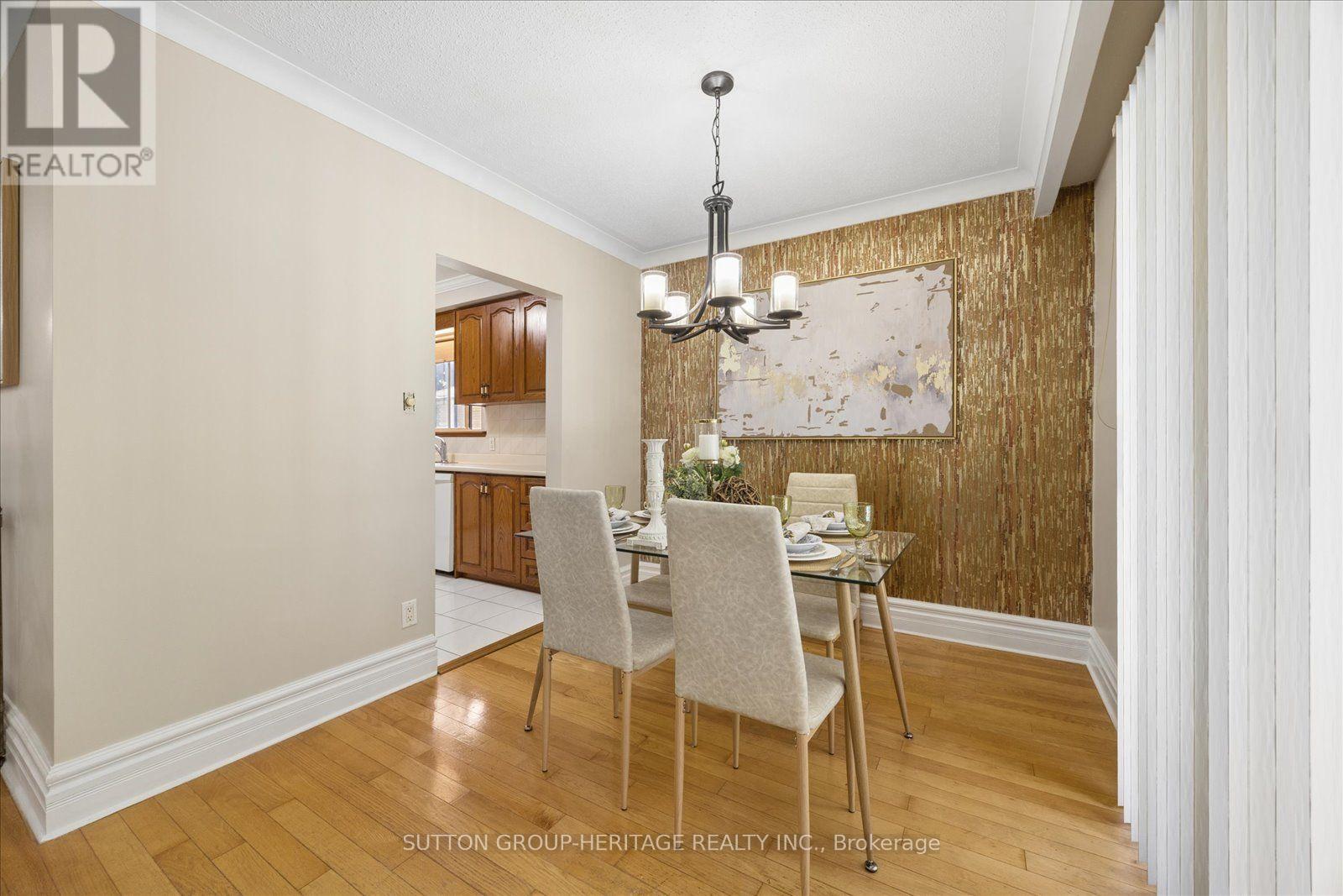 80 Applefield Drive Property Photo 11