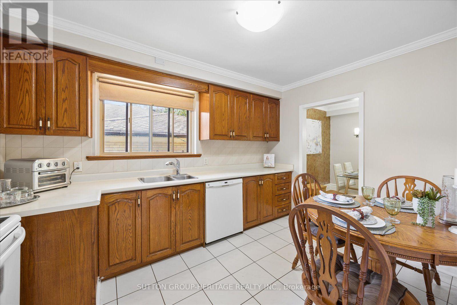 80 Applefield Drive Property Photo 14