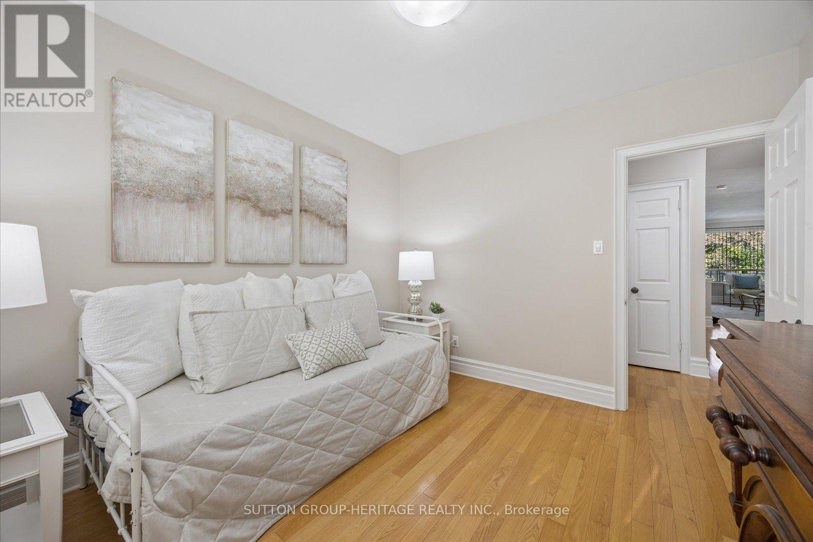 80 Applefield Drive Property Photo 23