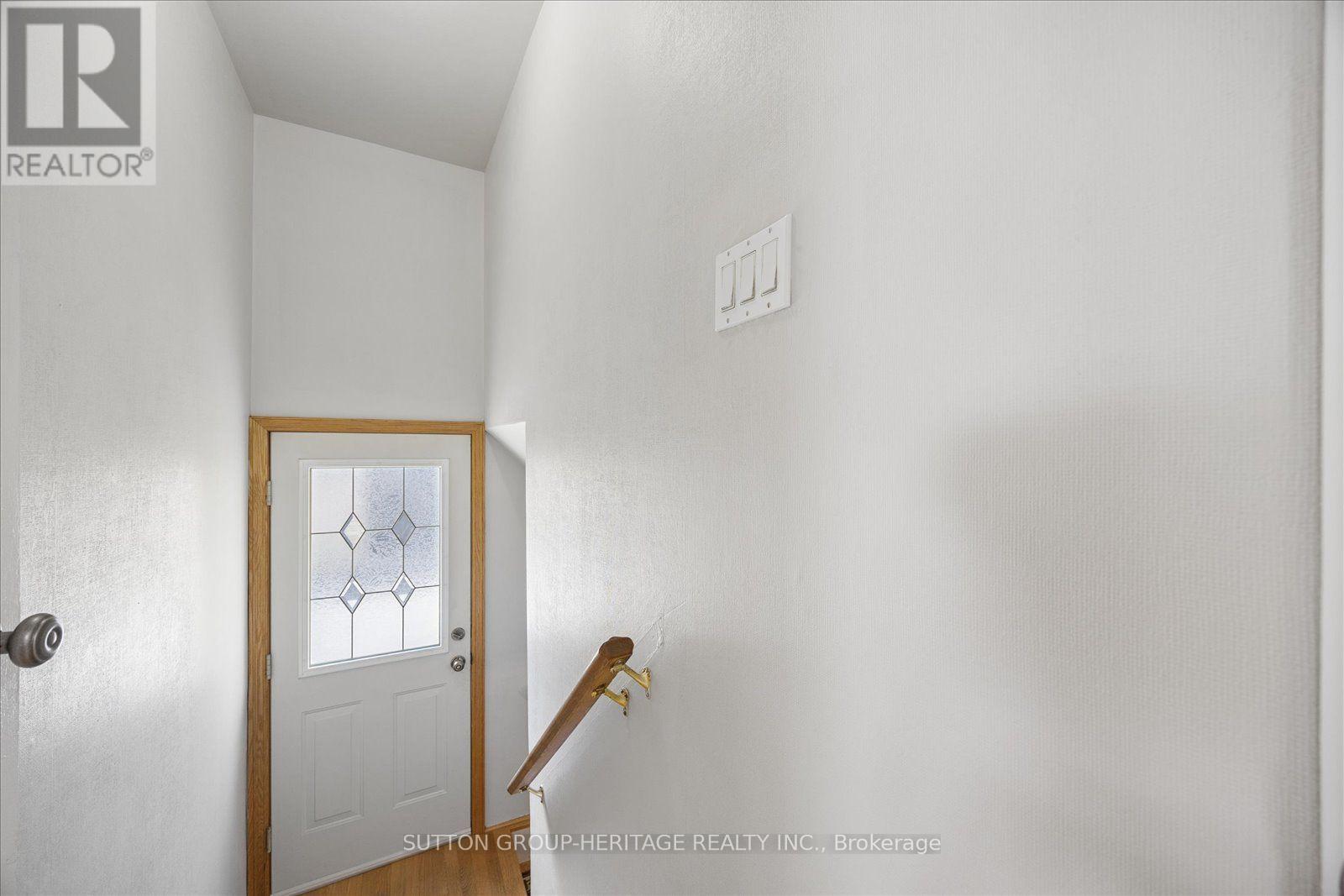 80 Applefield Drive Property Photo 25