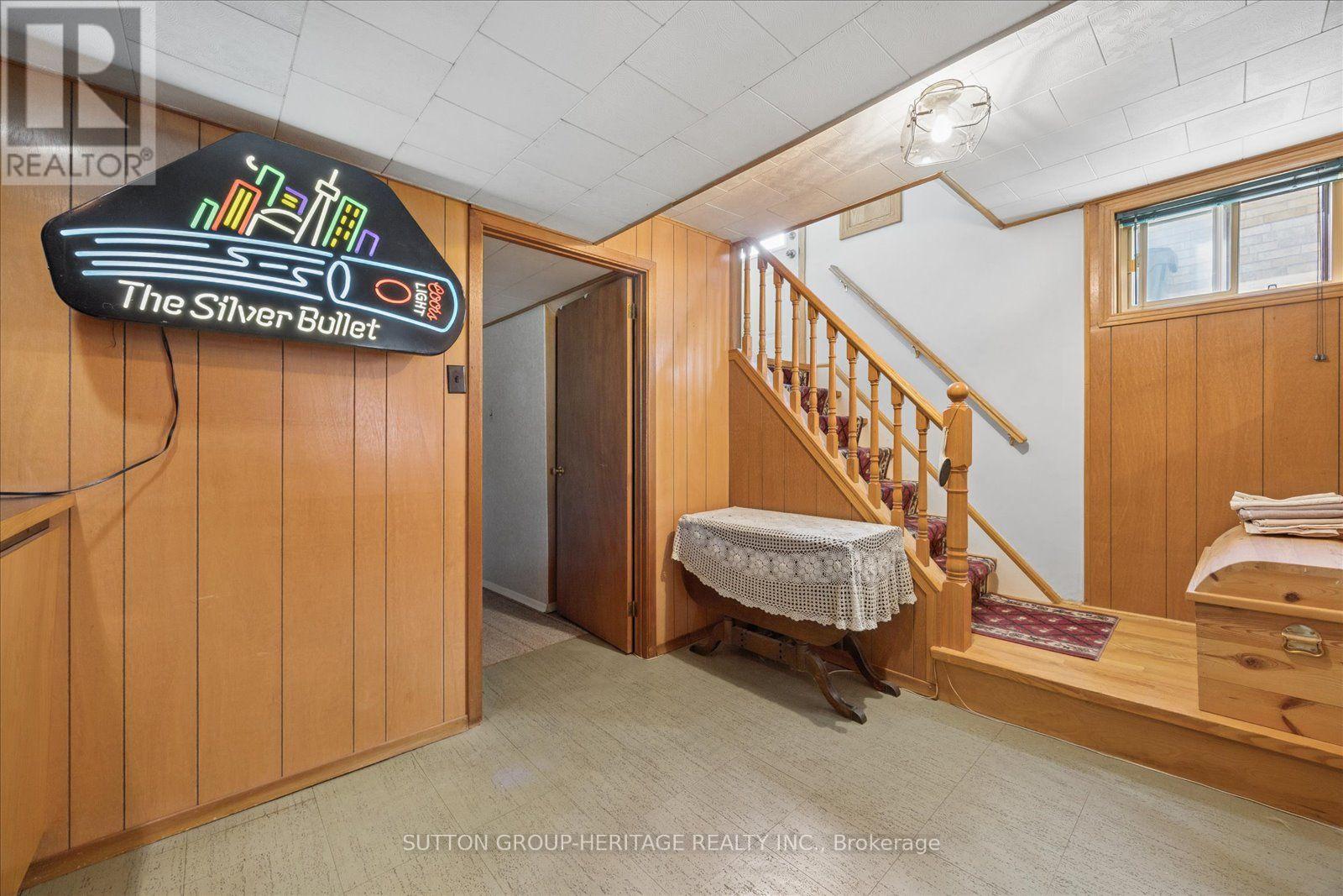 80 Applefield Drive Property Photo 26