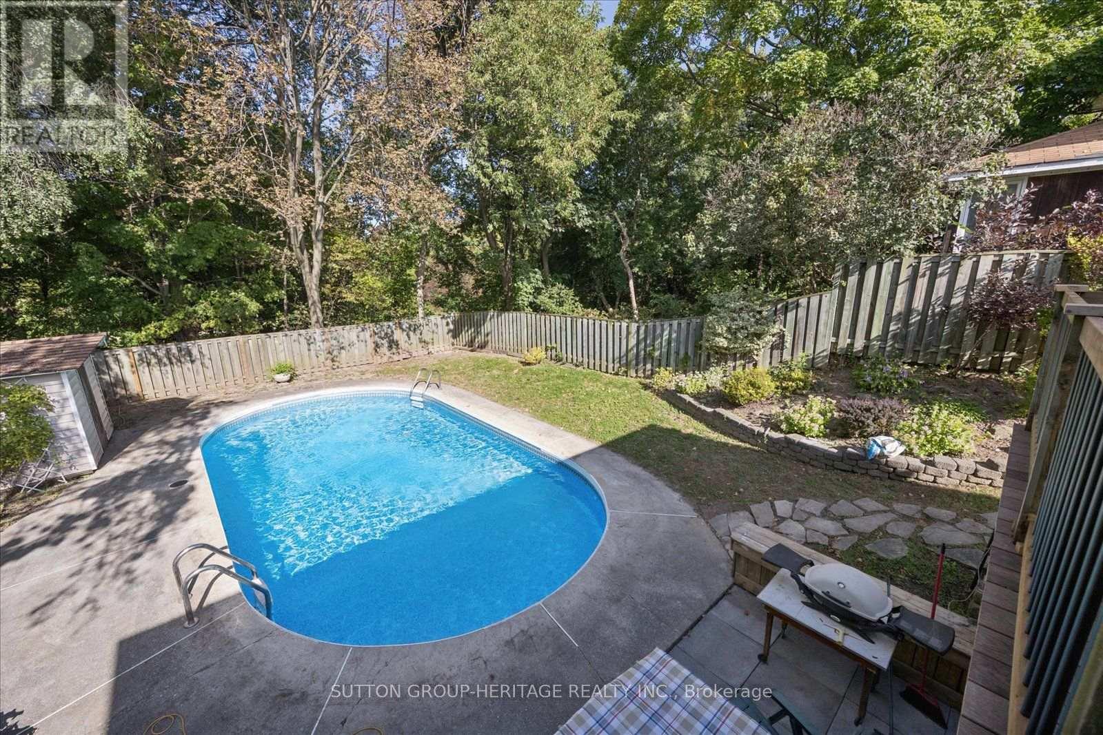 80 Applefield Drive Property Photo 36