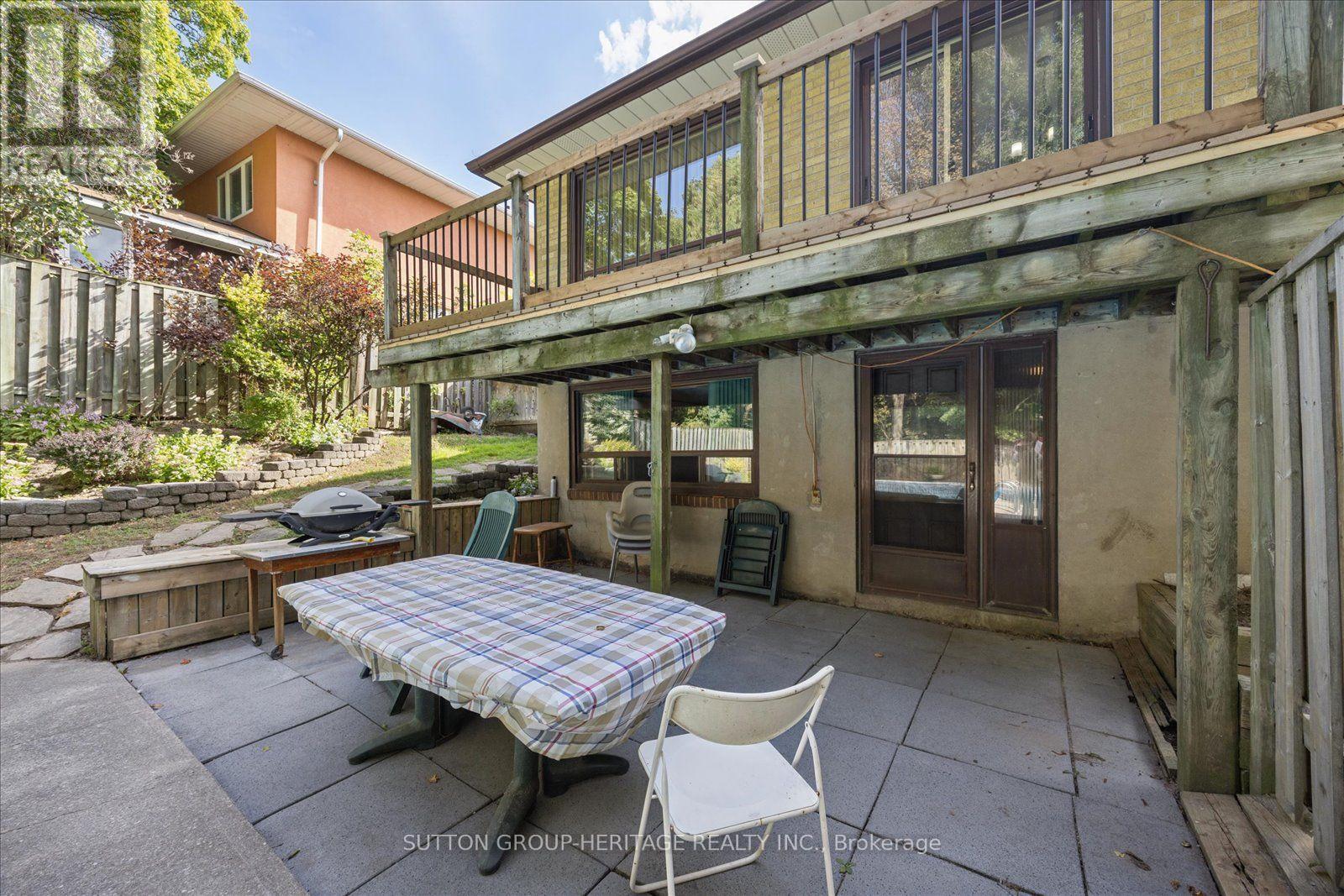 80 Applefield Drive Property Photo 38