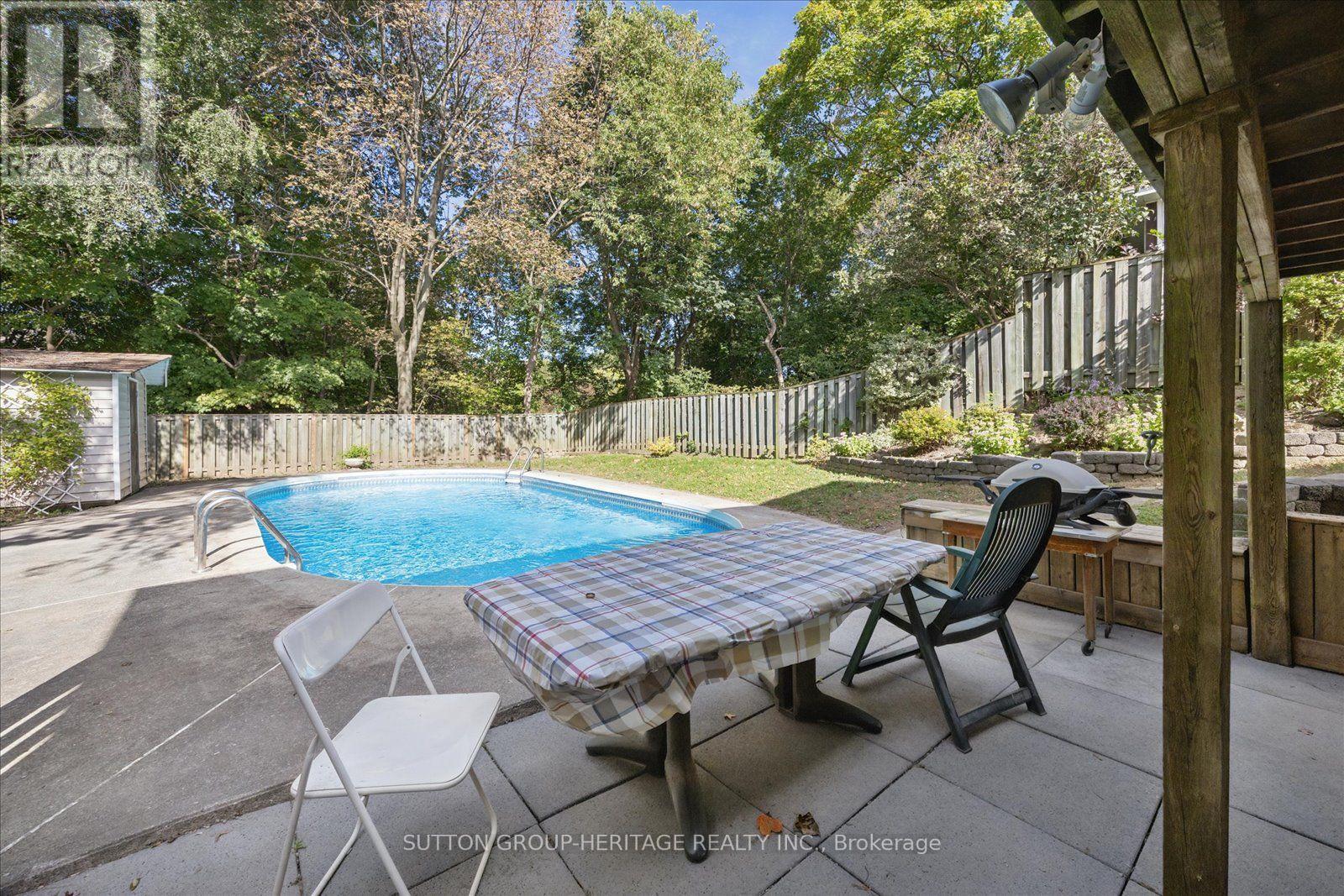 80 Applefield Drive Property Photo 39
