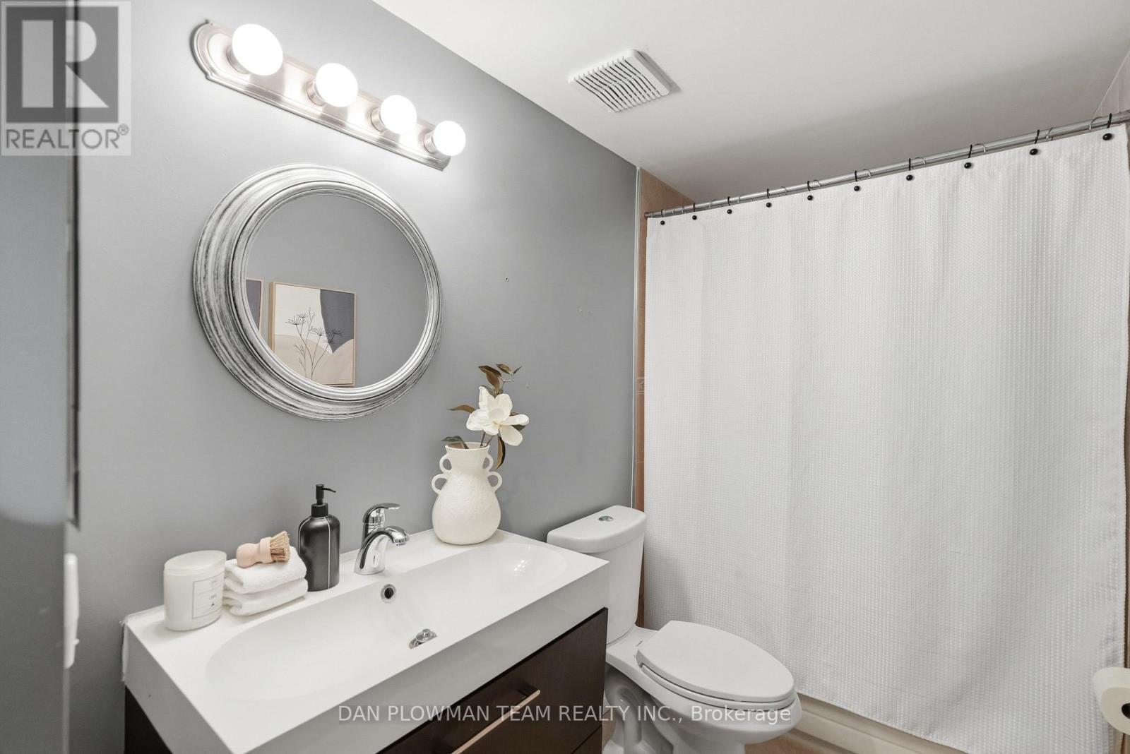 77 Hialeah Crescent Property Photo 19