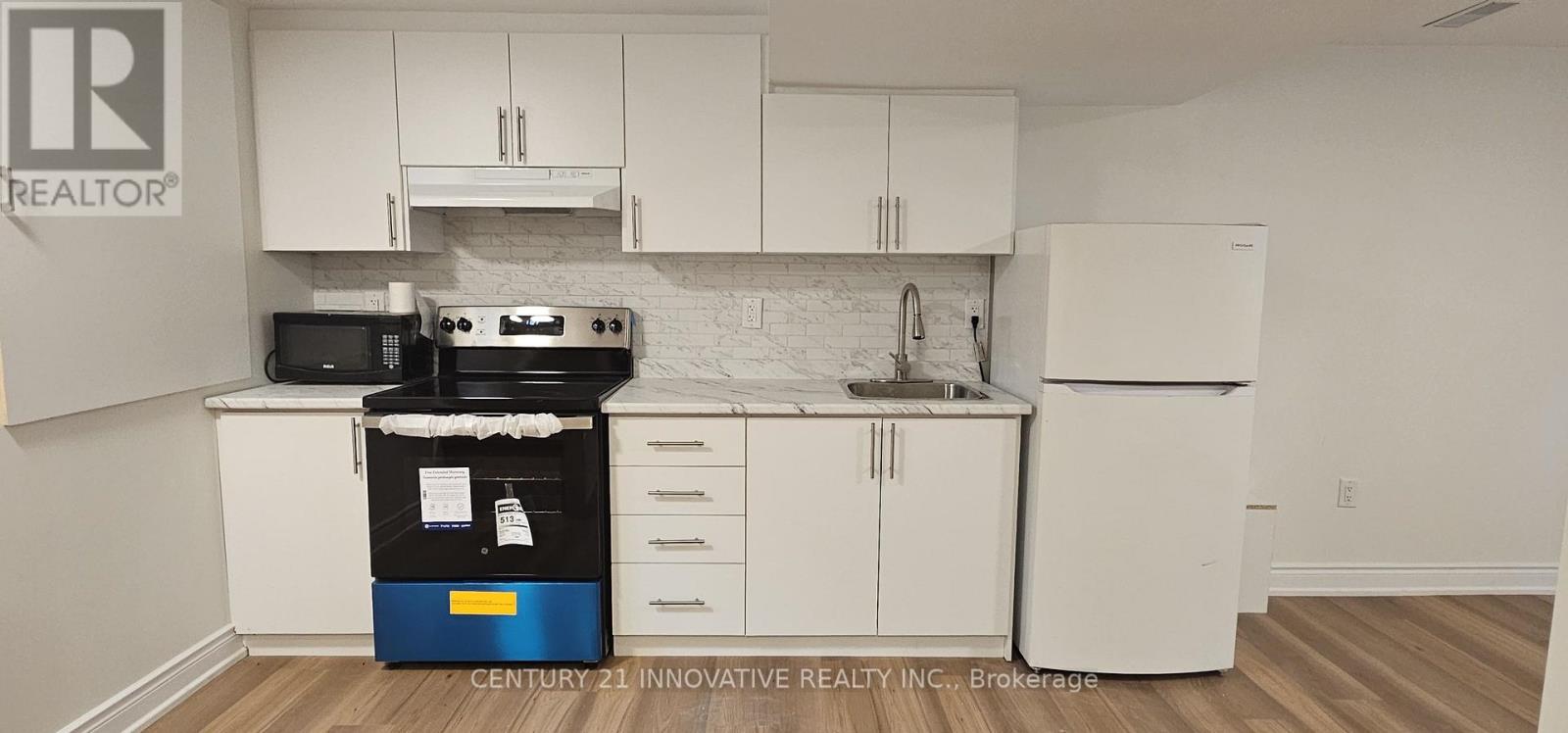 2 Blackburn Crescent Property Photo 8