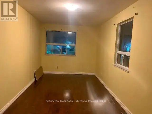 2nd Floor - 2609 Kingston Road Property Photo 7