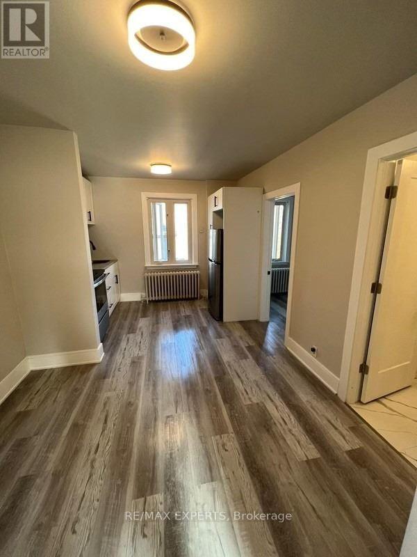 393 King Street E Property Photo 17