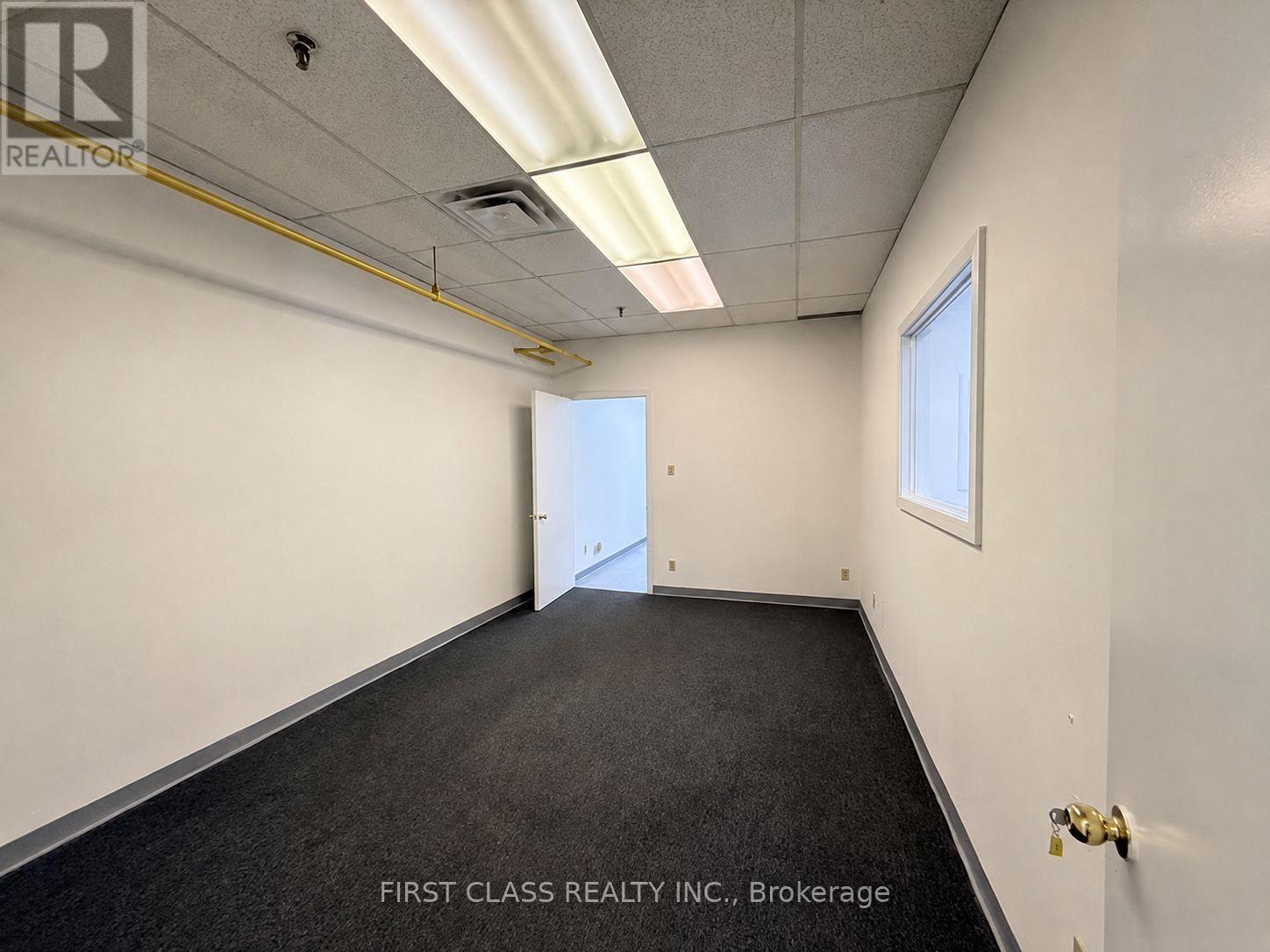 2 - 3 Carlaw Avenue Property Photo 13