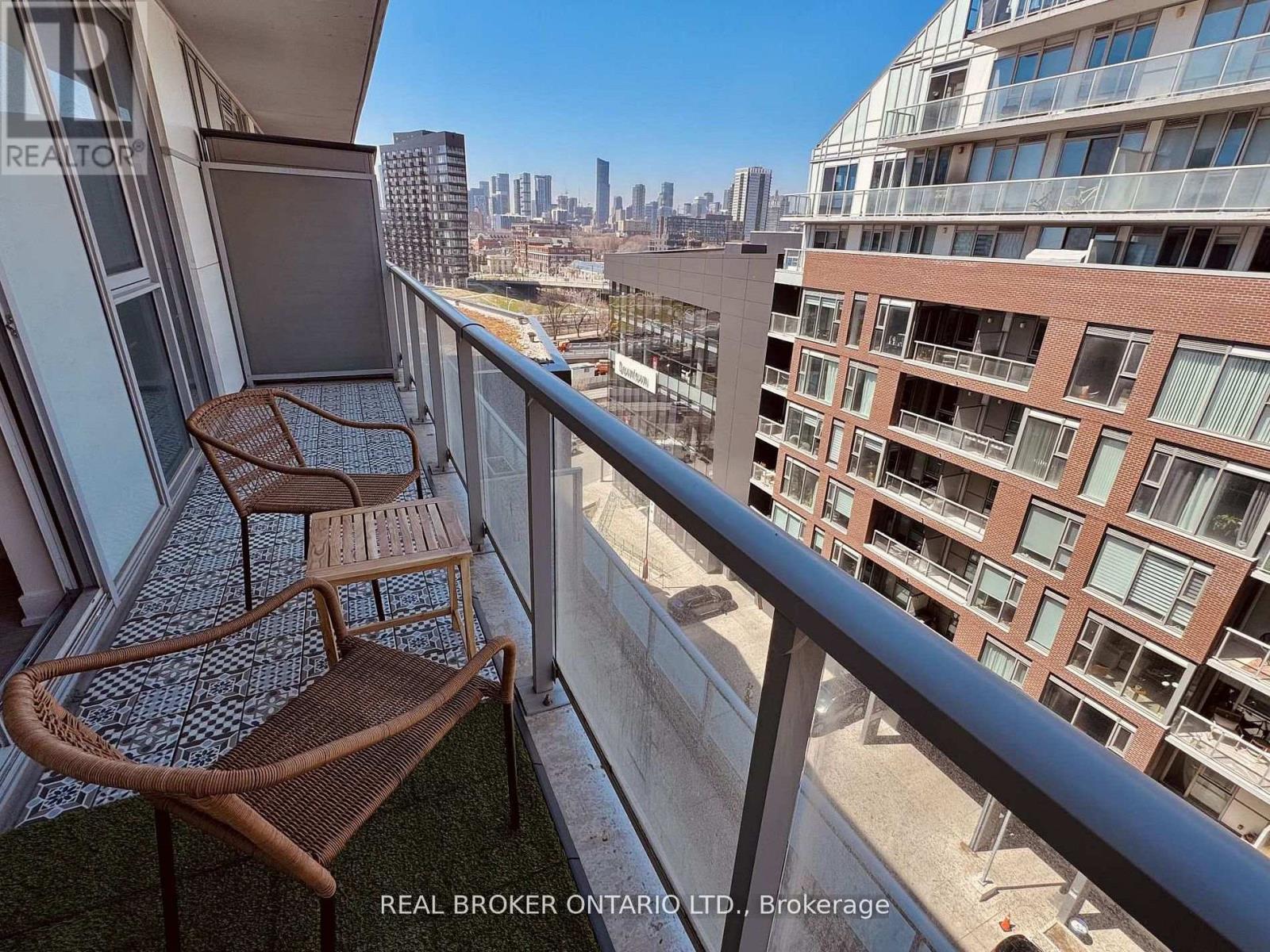 717 - 15 Baseball Place Property Photo 14