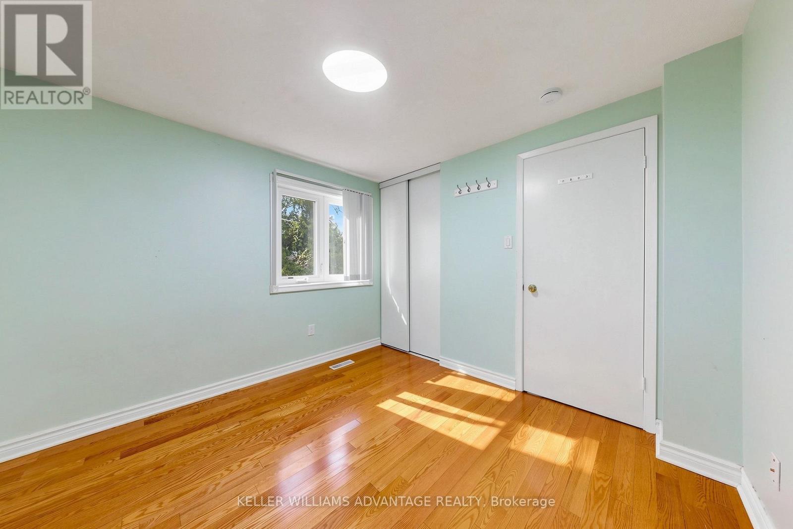 58 Ambercroft Boulevard Property Photo 24