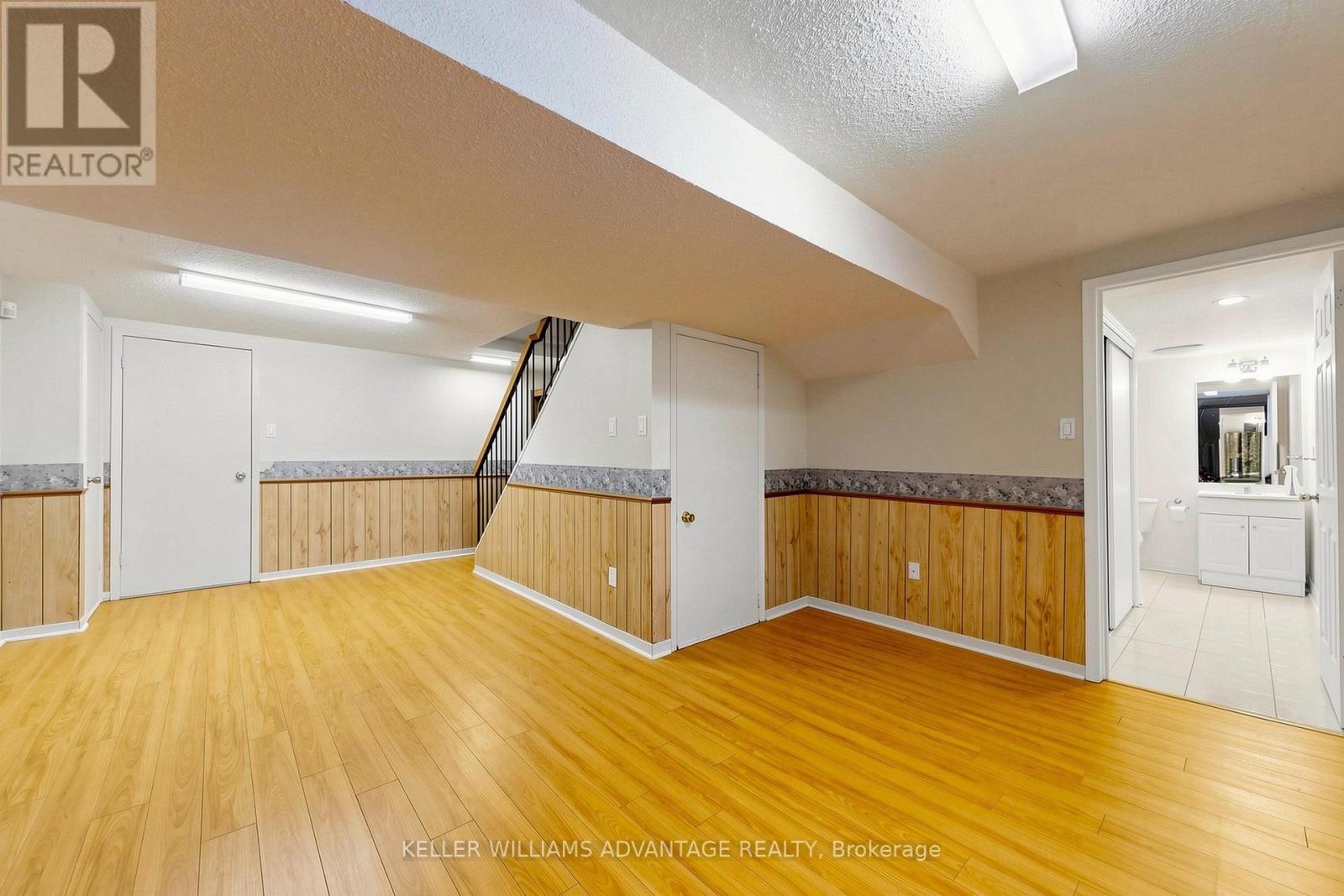 58 Ambercroft Boulevard Property Photo 29