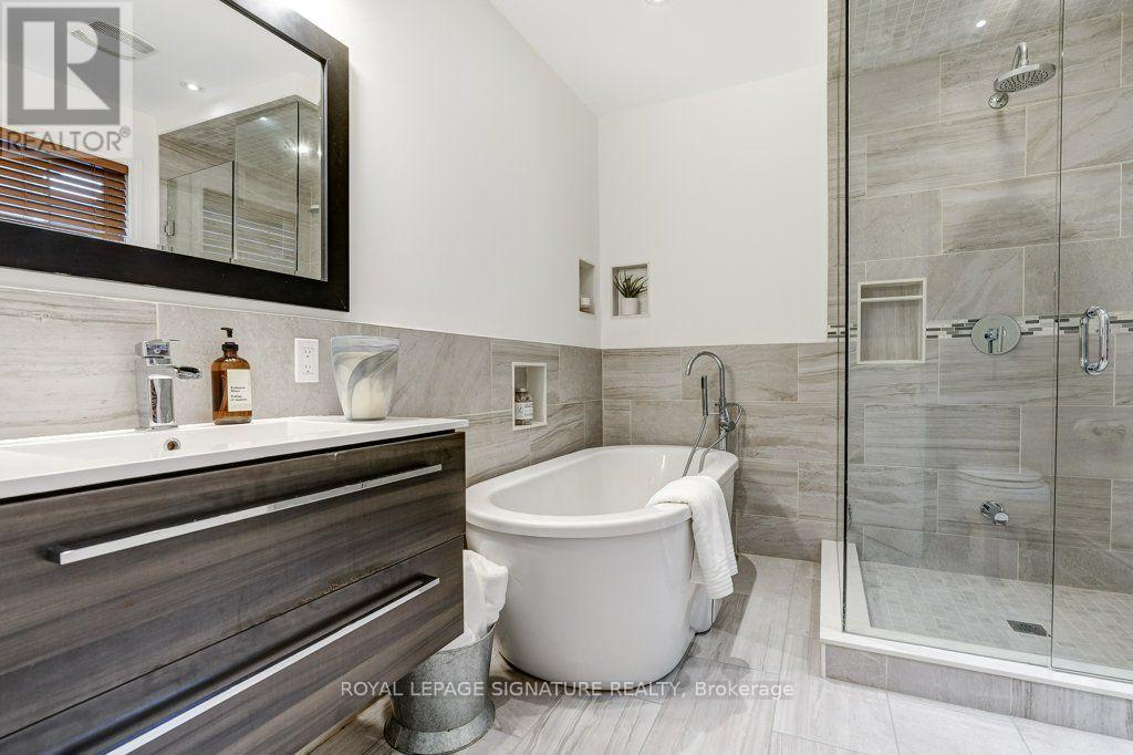 30 Birchmount Road Property Photo 15