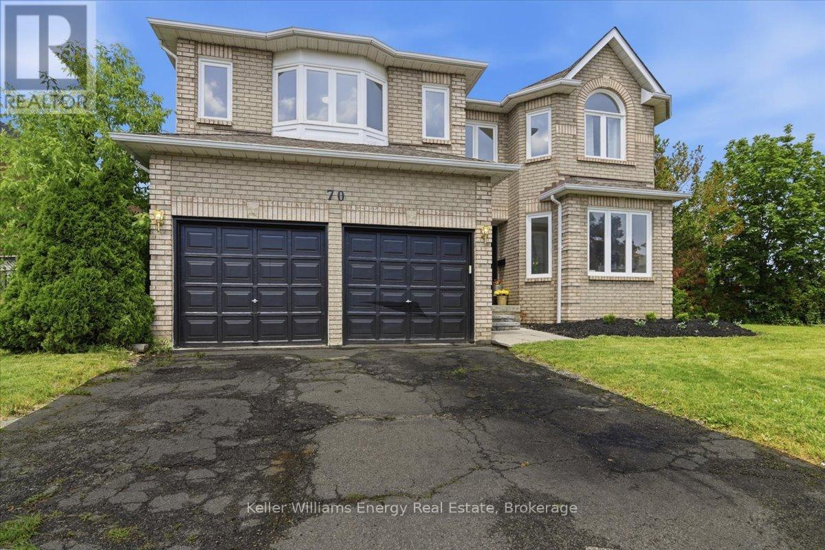 70 WILLOWBROOK DRIVE Property Photo 1