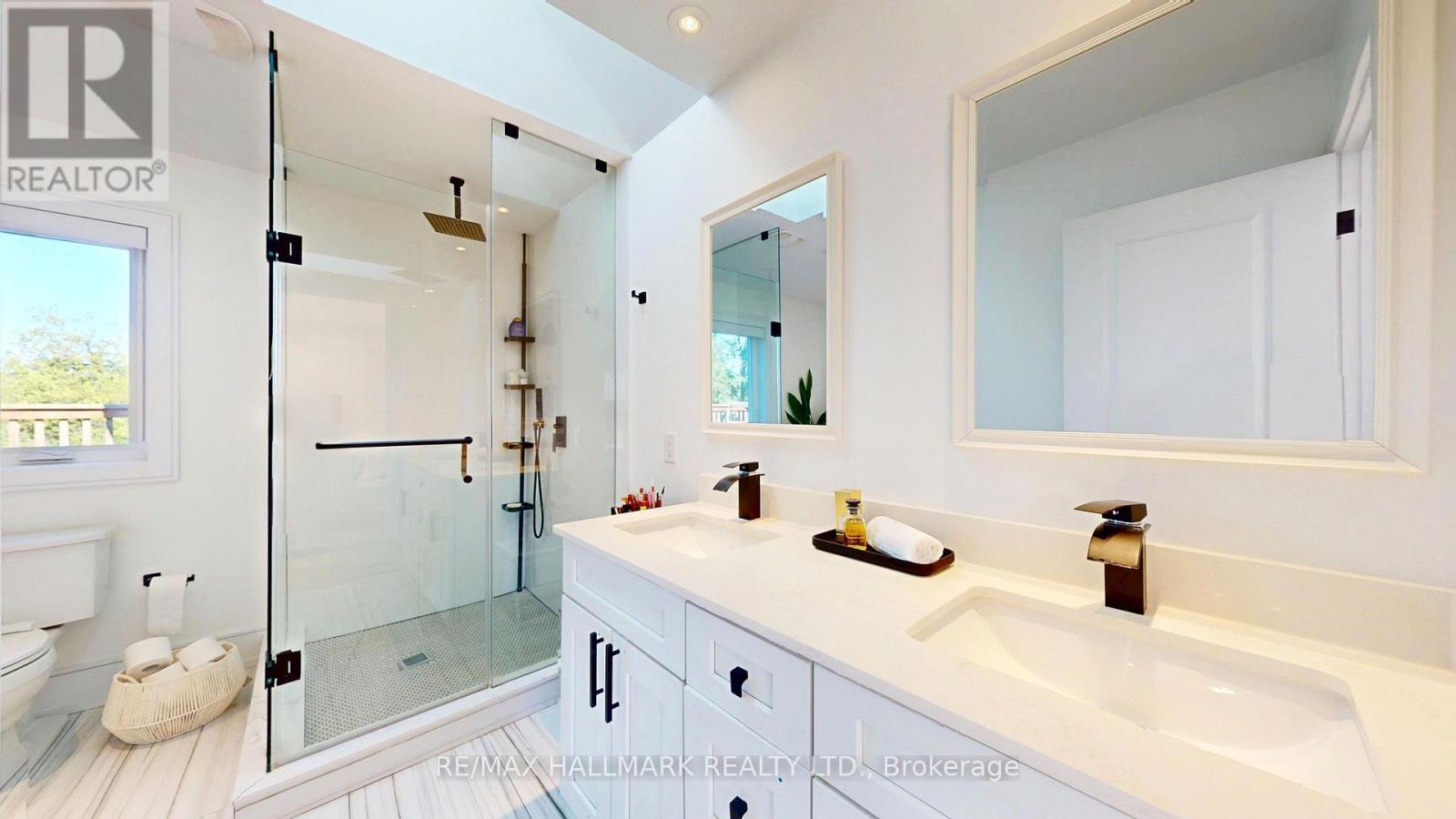 33 Kimberley Avenue Property Photo 22