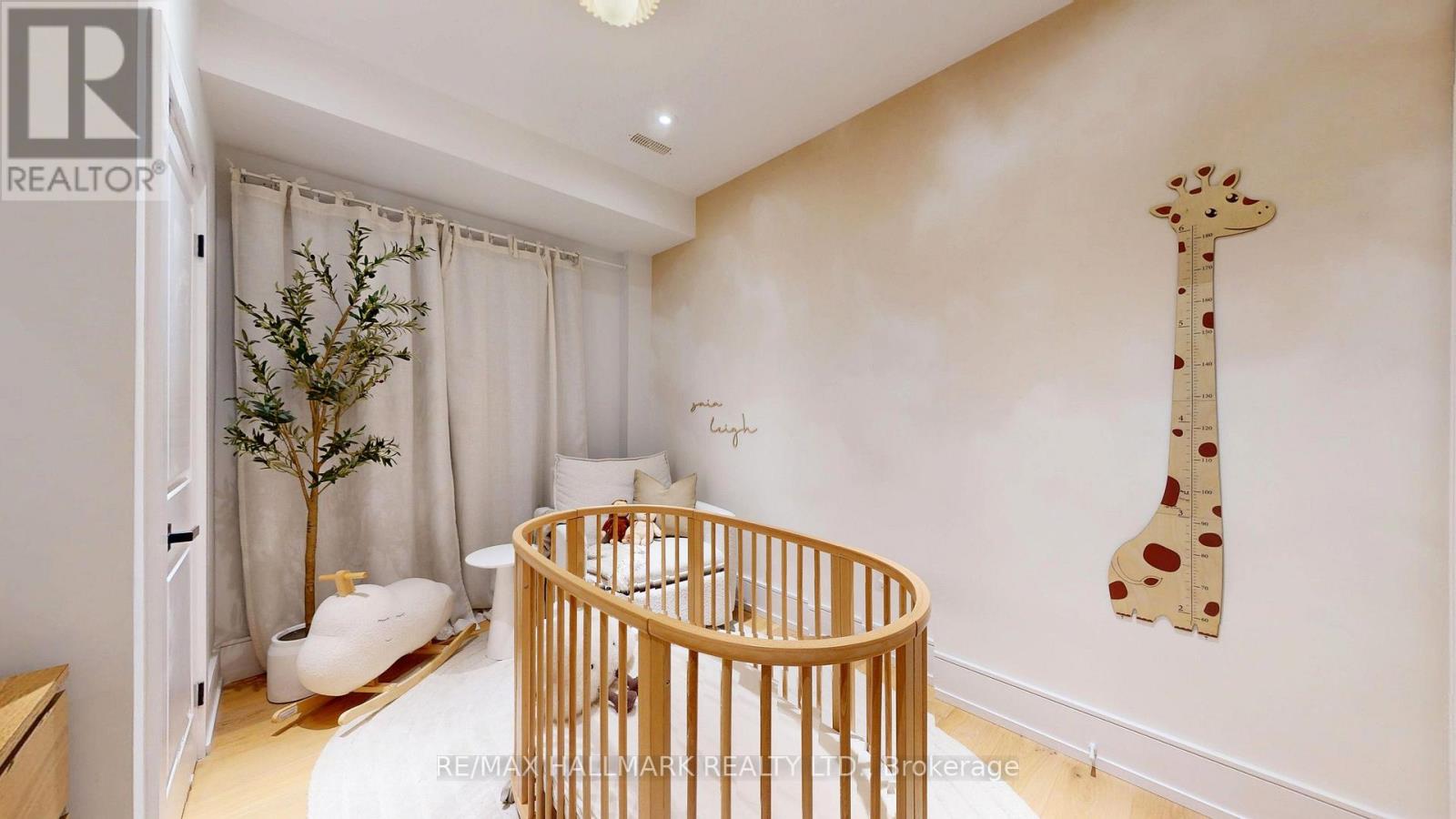 33 Kimberley Avenue Property Photo 26