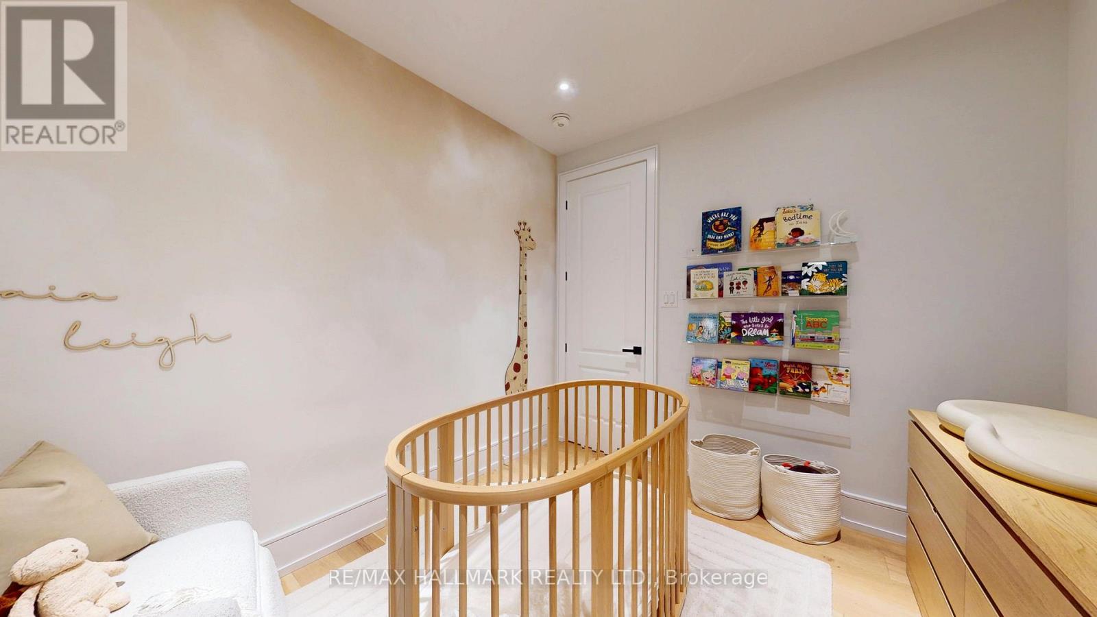33 Kimberley Avenue Property Photo 27