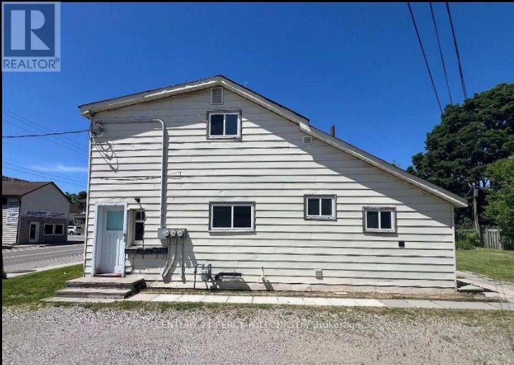 3 - 169 Mary Street N Property Photo 1