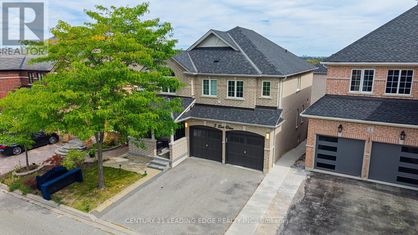 5 Luce Drive Property Photo 2