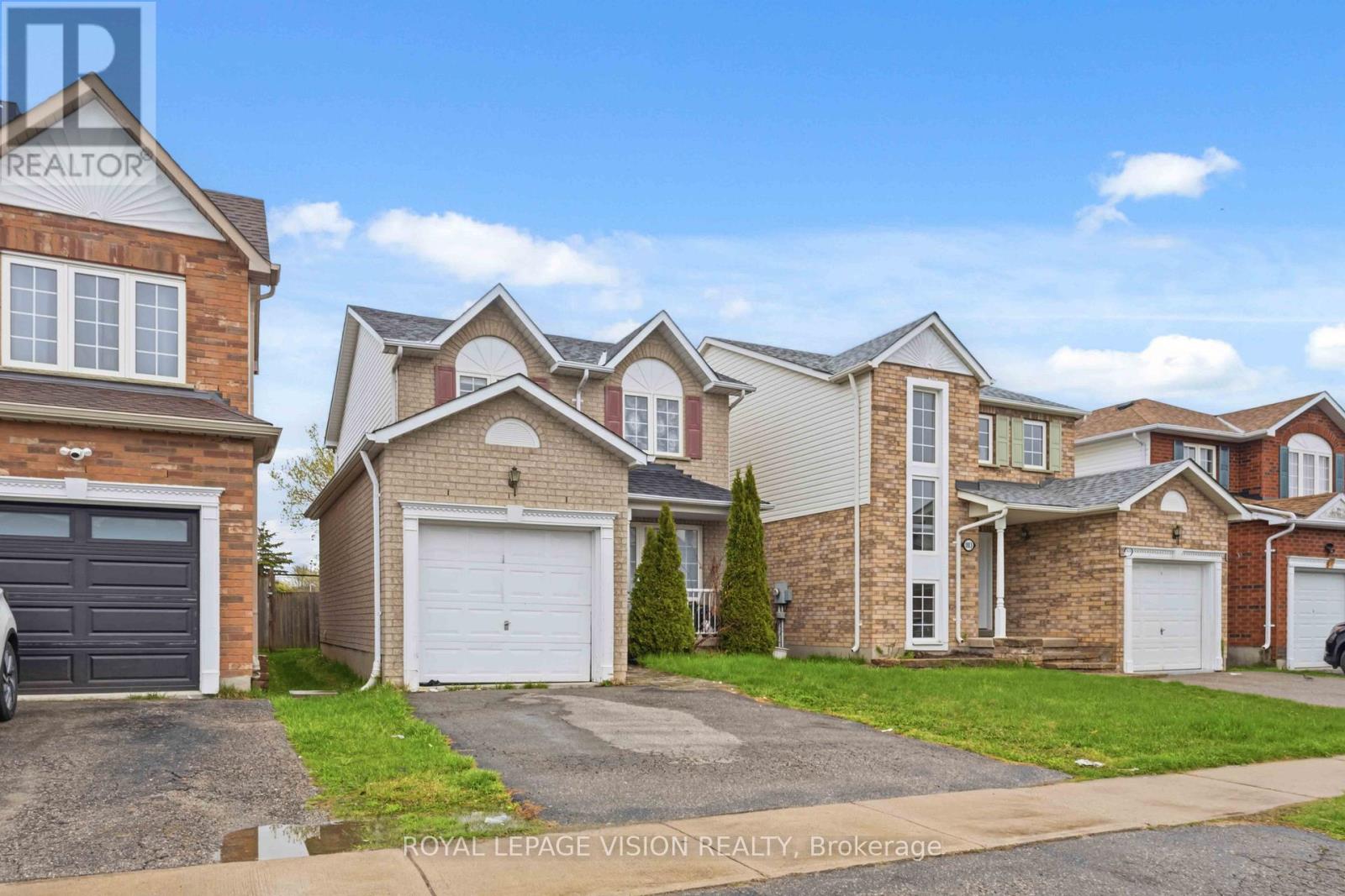 1815 DALHOUSIE CRESCENT Property Photo 1