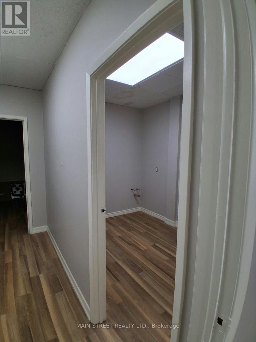 203 - 1911 Kennedy Road Property Photo 7