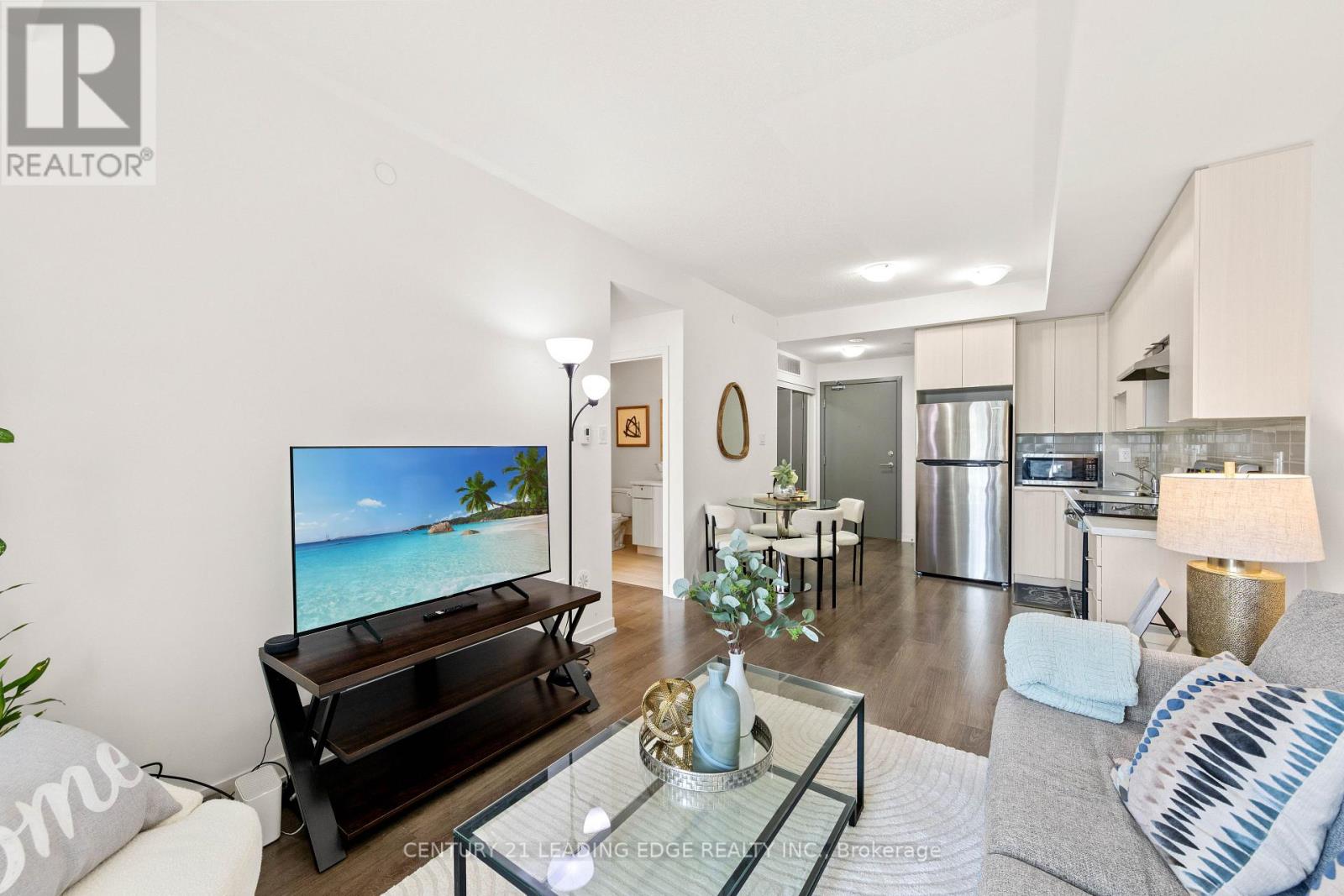 207 - 20 Orchid Place Drive Property Photo 5
