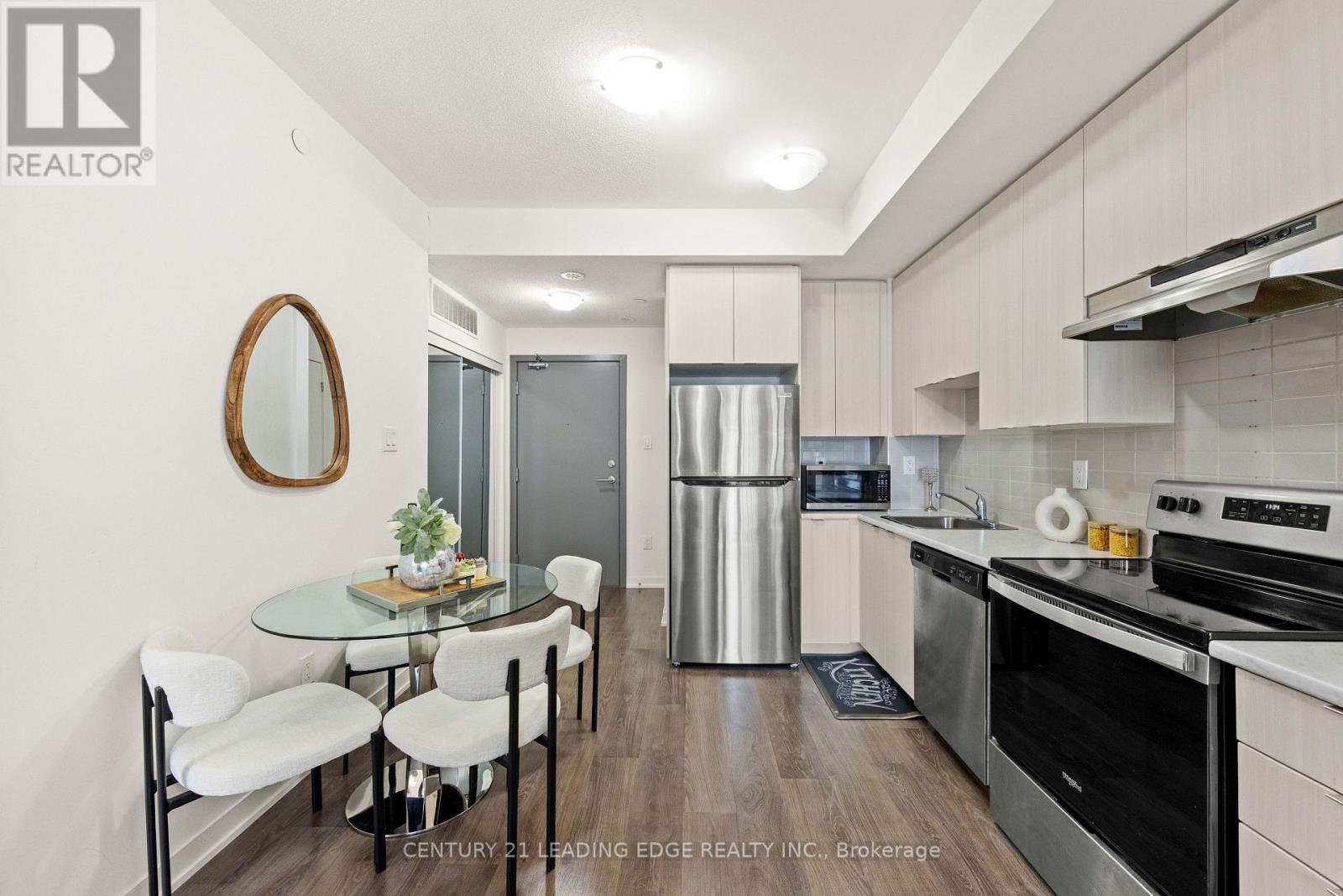 207 - 20 Orchid Place Drive Property Photo 46