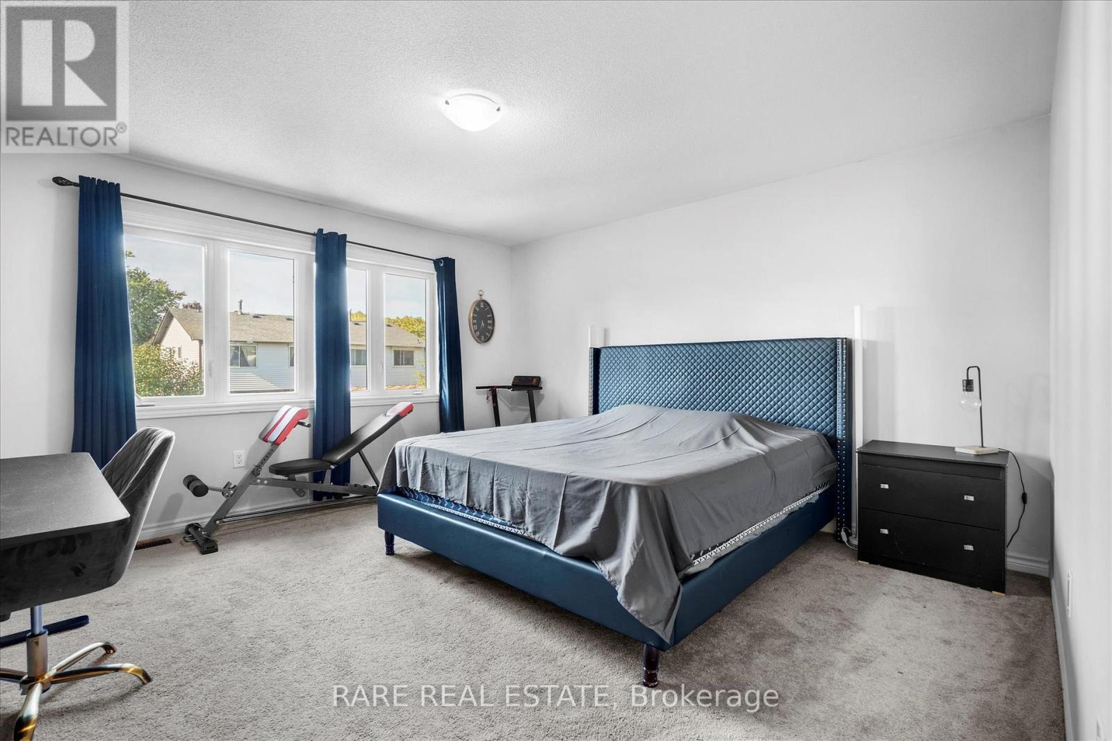 267 Fleetwood Drive Property Photo 11