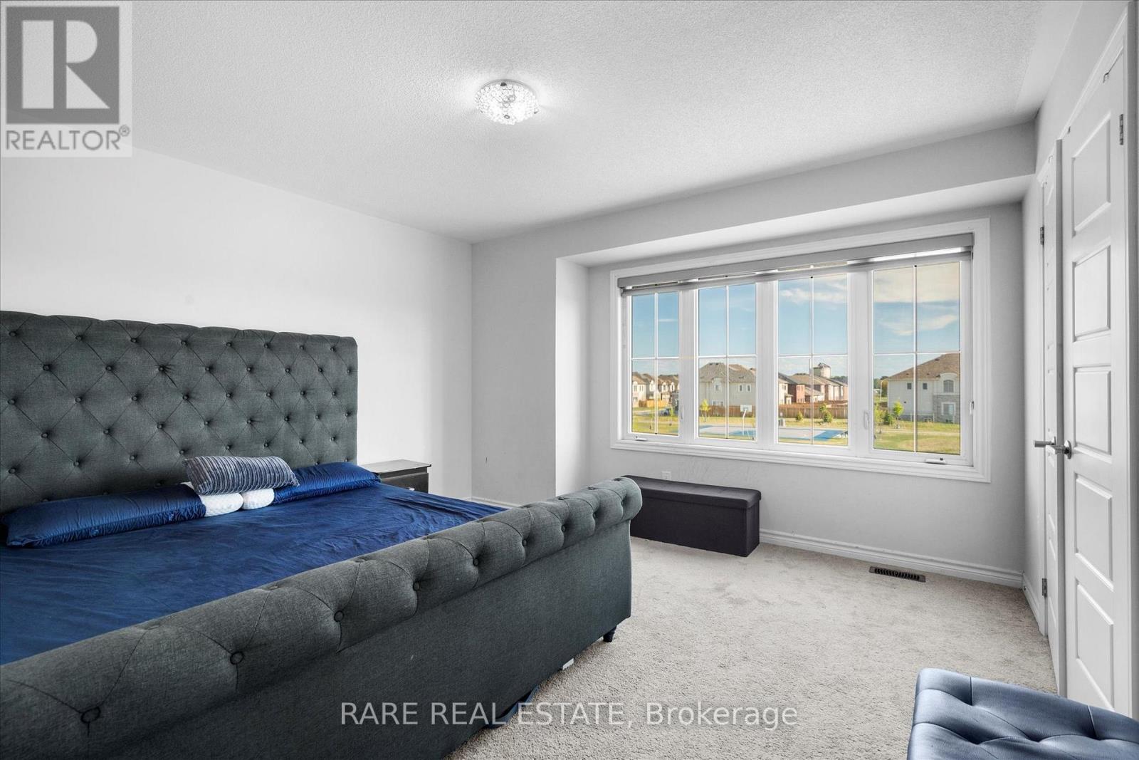 267 Fleetwood Drive Property Photo 15