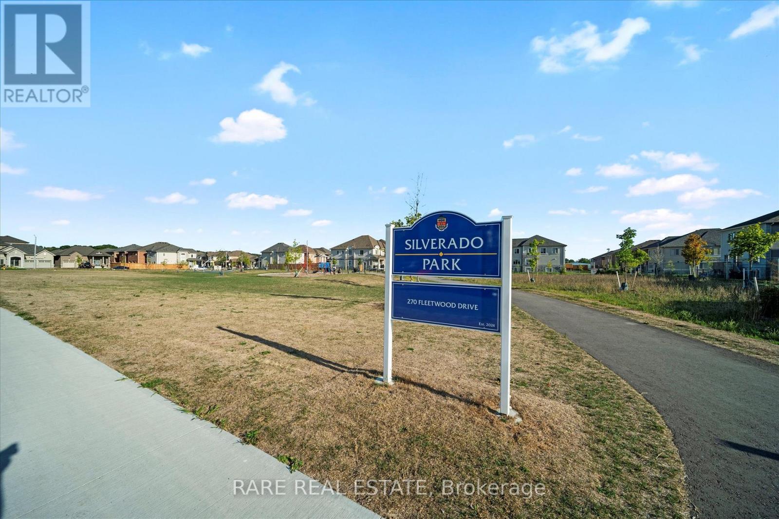 267 Fleetwood Drive Property Photo 28