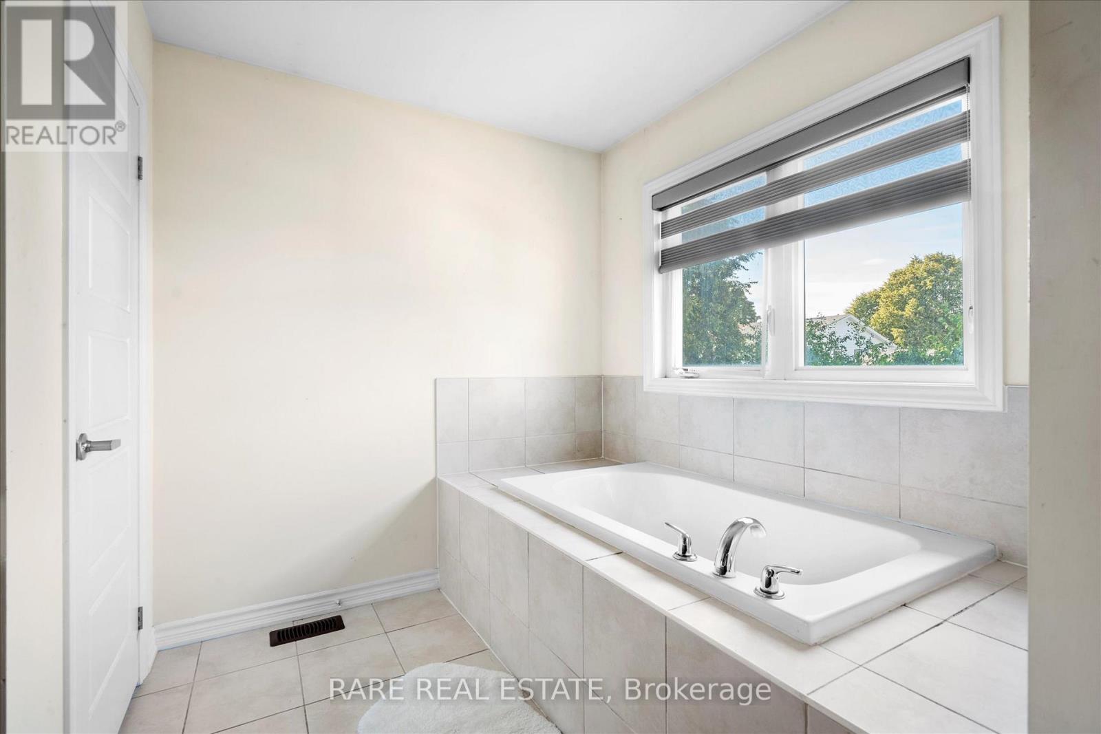 267 Fleetwood Drive Property Photo 38