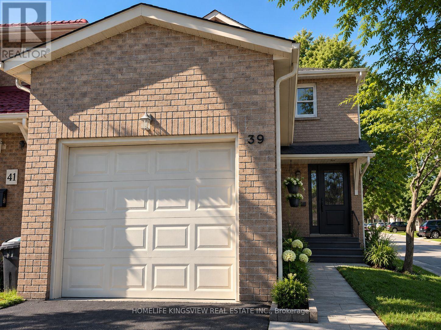 39 PIONEER PATHWAY Property Photo 1