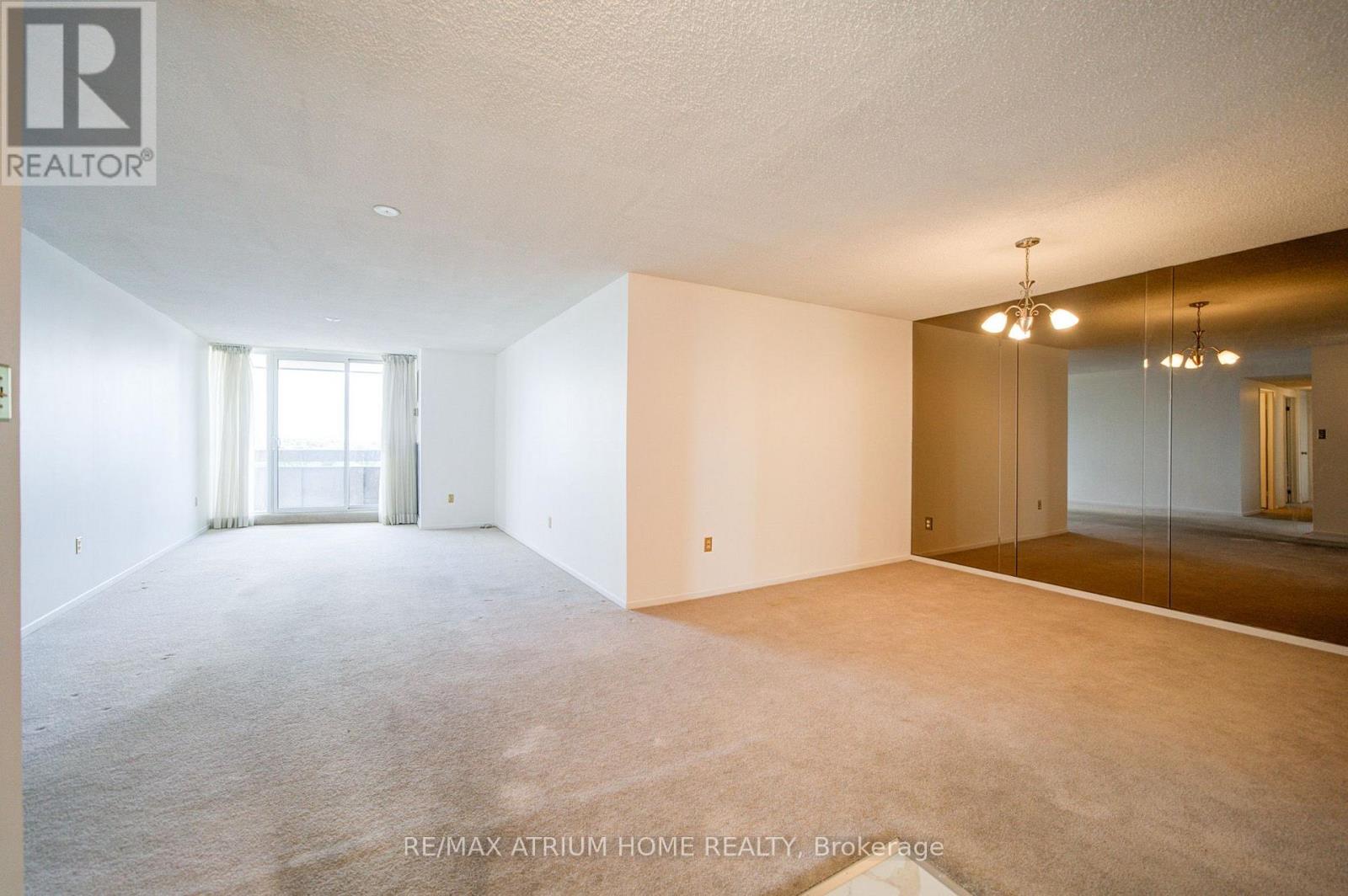 1105 - 3131 Bridletowne Circle Property Photo 9