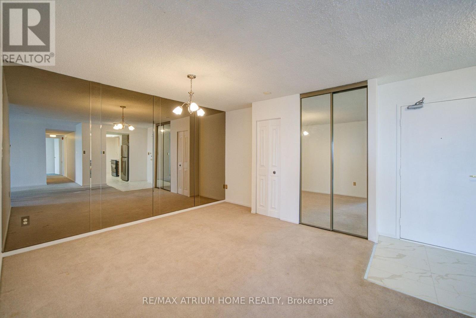 1105 - 3131 Bridletowne Circle Property Photo 11